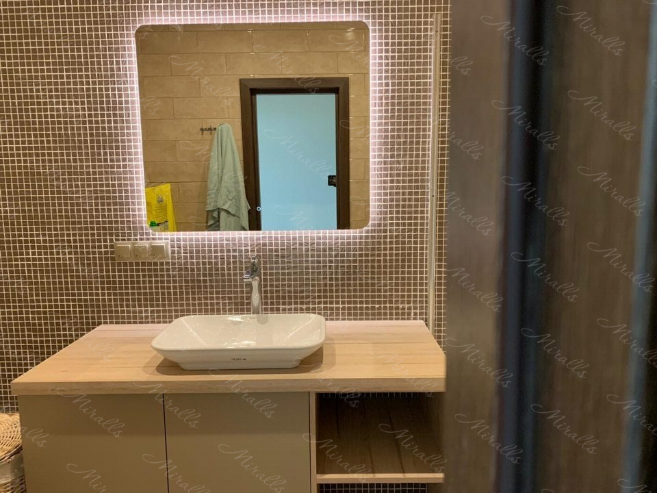 Зеркало Lux в ЖК Only