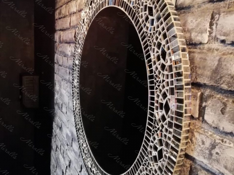 Зеркало Mosaic в ЖК Метрополия
