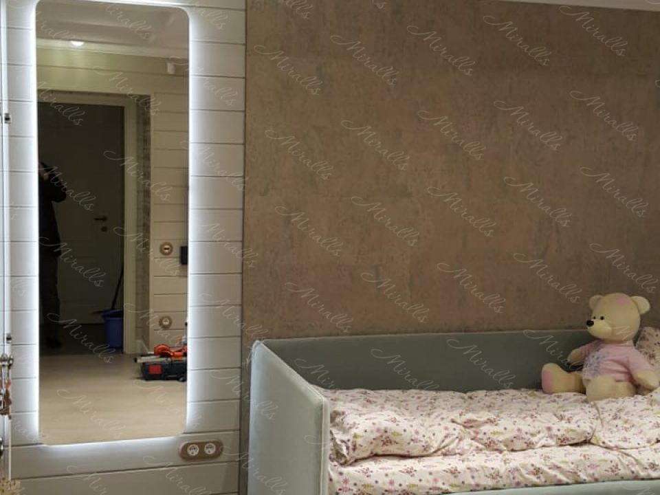 Зеркало Lux в ЖК Аэробус