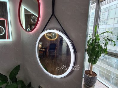 https://miralls.it-kolibri.com/wp-content/uploads/2021/05/Eksklyuzivnoe-zerkalo-s-podsvetkoj-na-remne-Aida-1-min-396x297.jpg