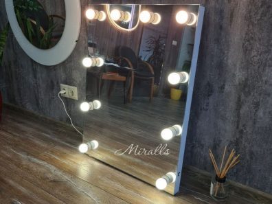 https://miralls.it-kolibri.com/wp-content/uploads/2021/05/Grimernoe-zerkalo-Hollywood-Extra-min-396x297.jpg