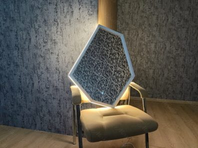 https://miralls.it-kolibri.com/wp-content/uploads/2022/02/Dizajnerskoe-zerkalo-s-podsvetkoj-Proud-Extra-2-min-1-396x297.jpg