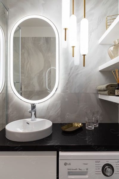Зеркала Miralls в квартире для летнего отдыха | ELLE Decoration