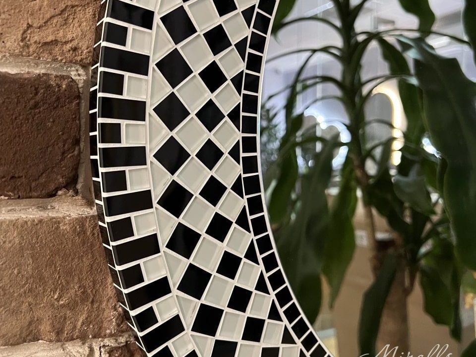 Эксклюзивное зеркало Gaudi