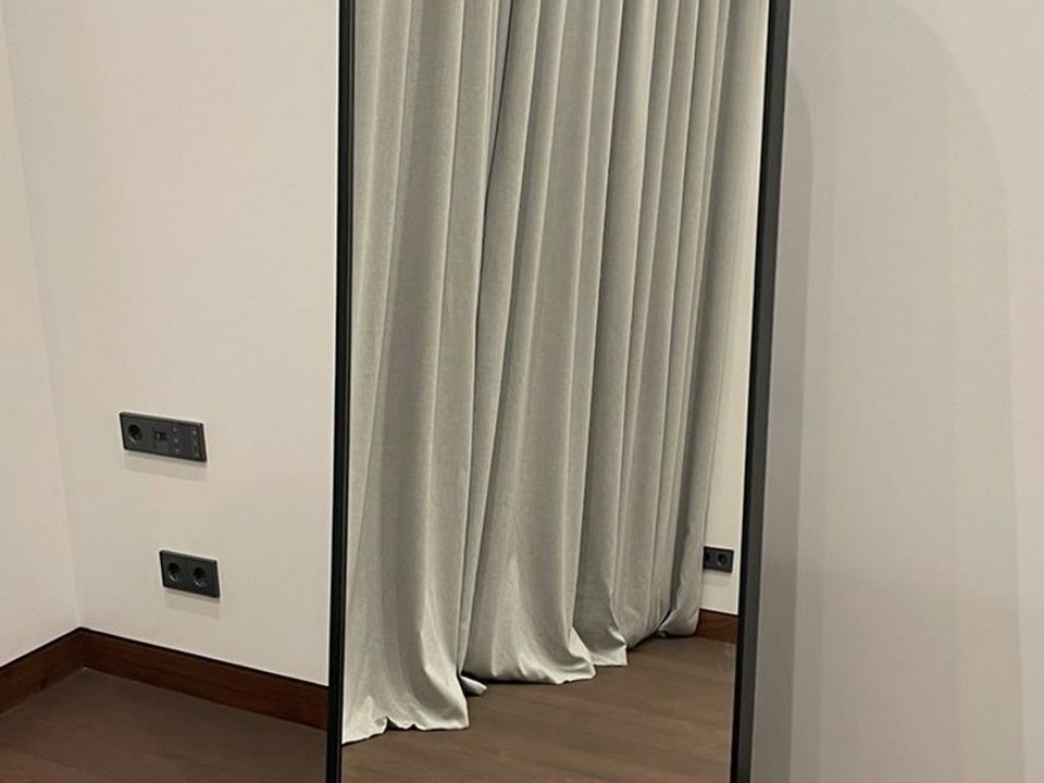 Напольное зеркало Look