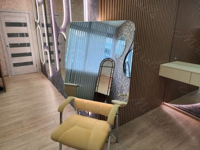 Зеркало с подсветкой Lux