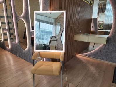 https://miralls.it-kolibri.com/wp-content/uploads/2025/04/Pryamougolnoe-zerkalo-s-podsvetkoj-Murano-Extra-1-min-396x297.jpg