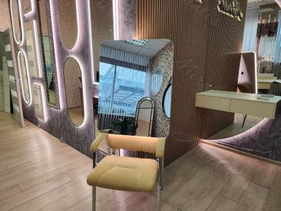 Зеркало с скругленными углами и подсветкой Lux