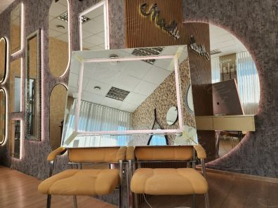 https://miralls.it-kolibri.com/wp-content/uploads/2025/07/Pryamougolnoe-zerkalo-s-podsvetkoj-i-facetom-Classic-Plus-3-min-396x297.jpg