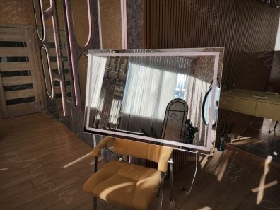 https://miralls.it-kolibri.com/wp-content/uploads/2025/09/Pryamougolnoe-zerkalo-s-podsvetkoj-Edging-1-min-396x297.jpg